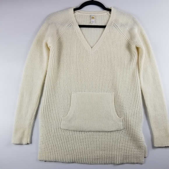 Lole Cream V-Neck Sweater - Picture 1 of 8